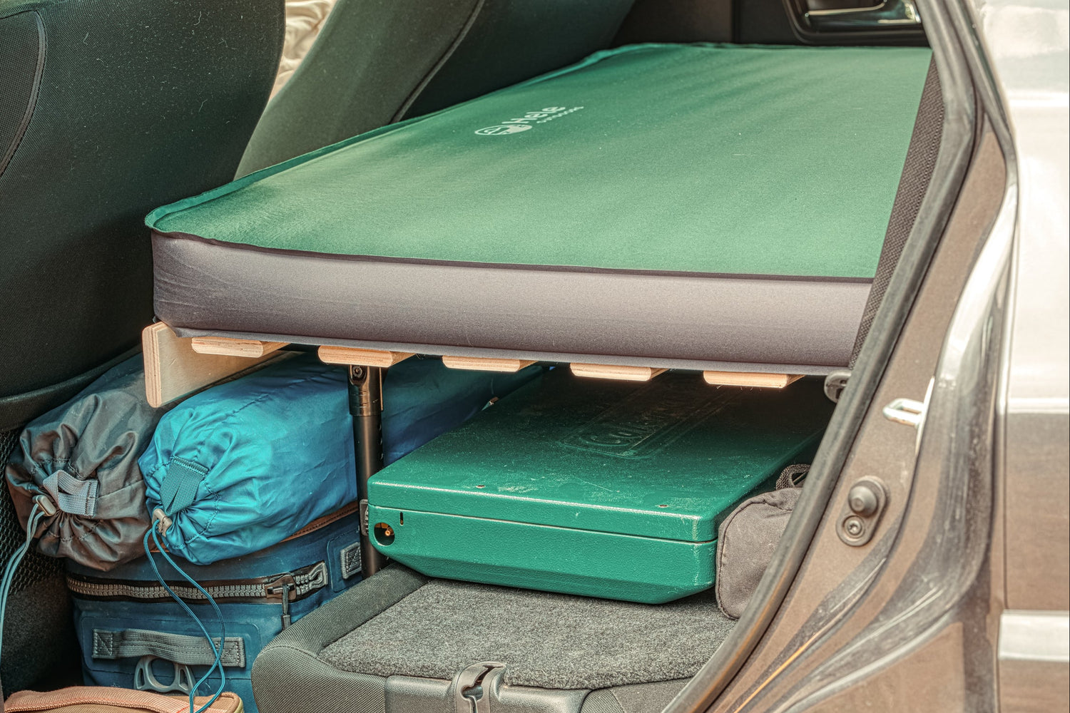 SUV Sleeping Platform